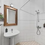 Old Town With 2 Bedrooms Next To Town Hall Apartament Tallin