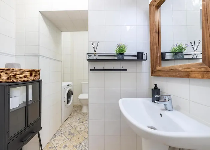 Old Town With 2 Bedrooms Next To Town Hall Apartment Reval