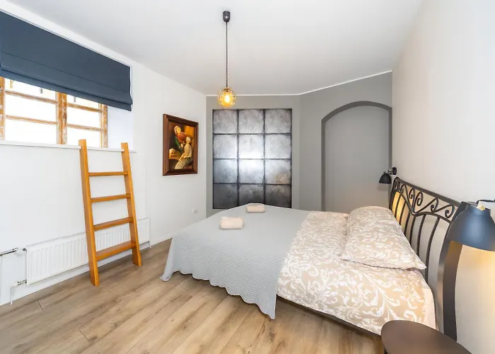 Old Town With 2 Bedrooms Next To Town Hall * 塔林